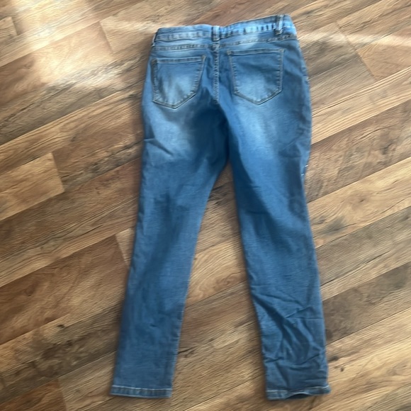 Studded jeans!!! - Picture 3 of 3